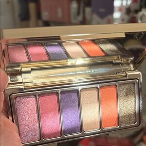 Rare Beauty Eyeshadow Palette - Magnetic Spirit